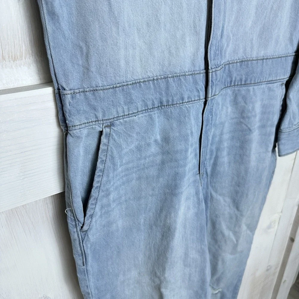 Free People x Lee JeansVintage Modern Union-Alls NWT Sz M $158 Denim Barely Blue